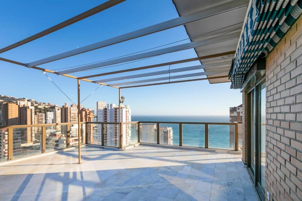 Atico Con Gran Terraza Apartment Бенидорм Екстериор снимка