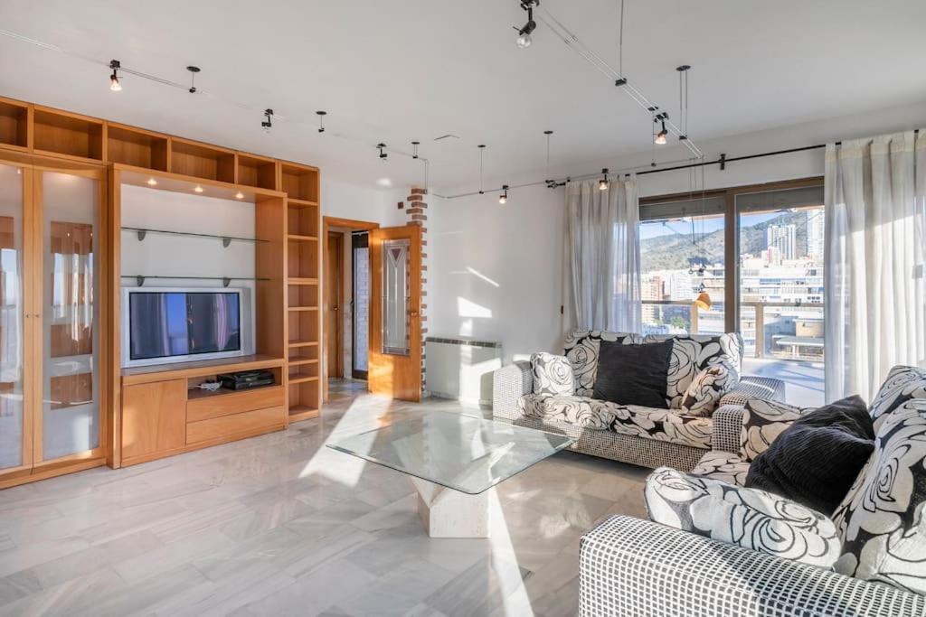 Atico Con Gran Terraza Apartment Бенидорм Екстериор снимка