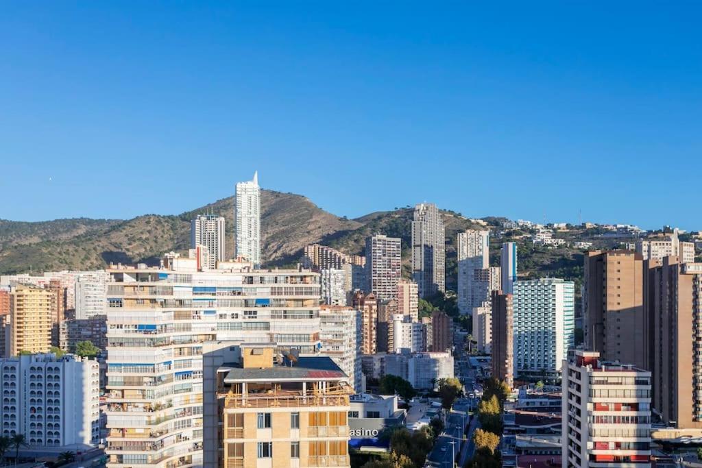 Atico Con Gran Terraza Apartment Бенидорм Екстериор снимка
