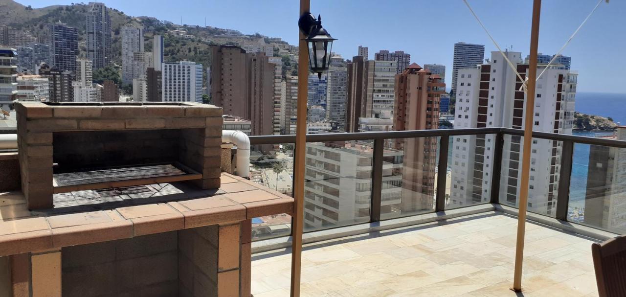 Atico Con Gran Terraza Apartment Бенидорм Екстериор снимка