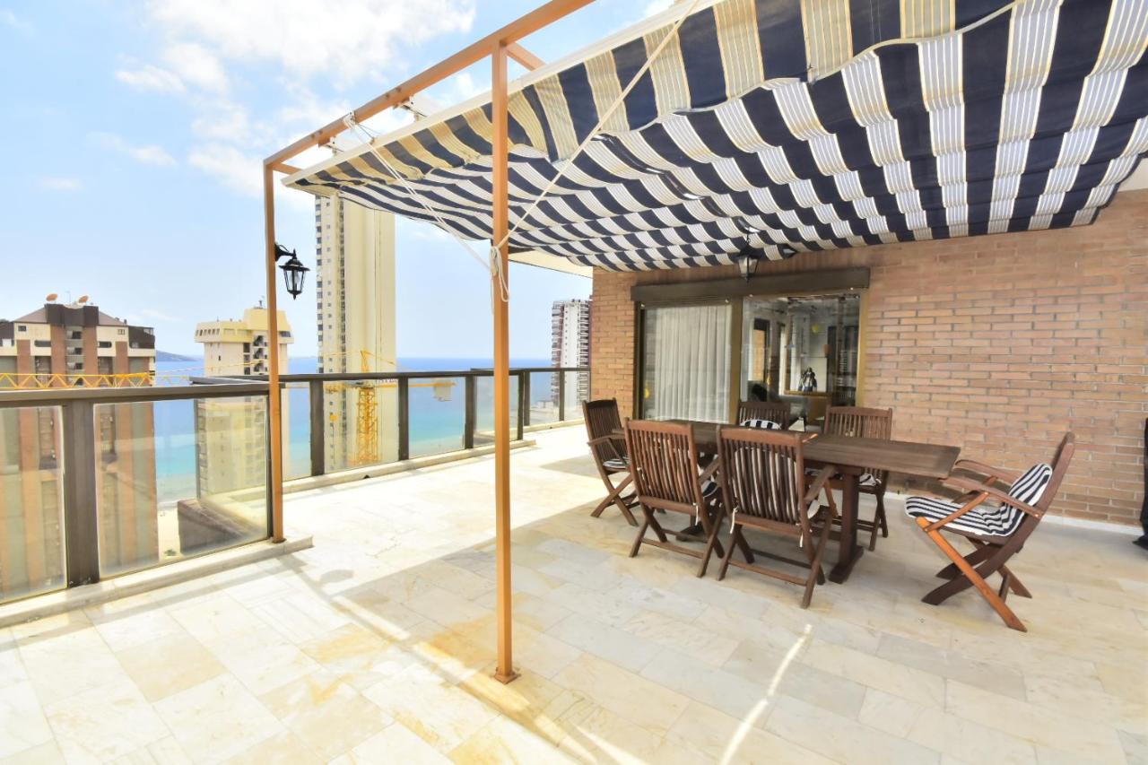 Atico Con Gran Terraza Apartment Бенидорм Екстериор снимка