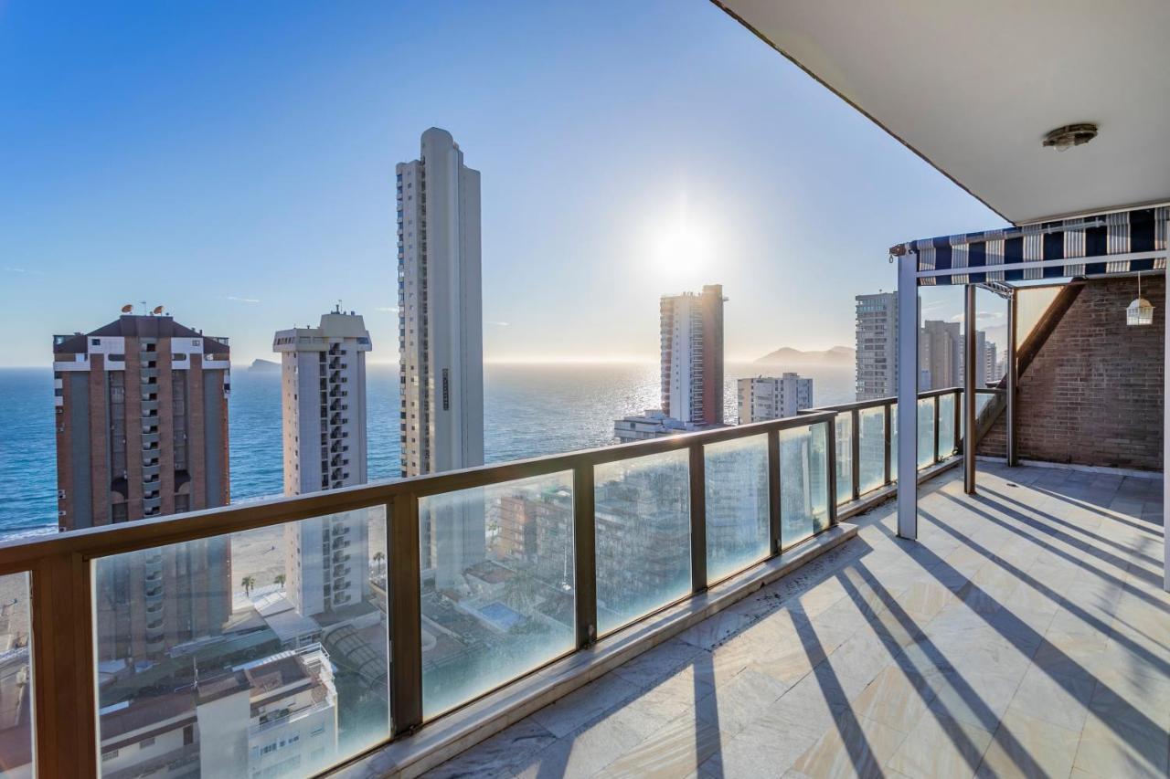 Atico Con Gran Terraza Apartment Бенидорм Екстериор снимка
