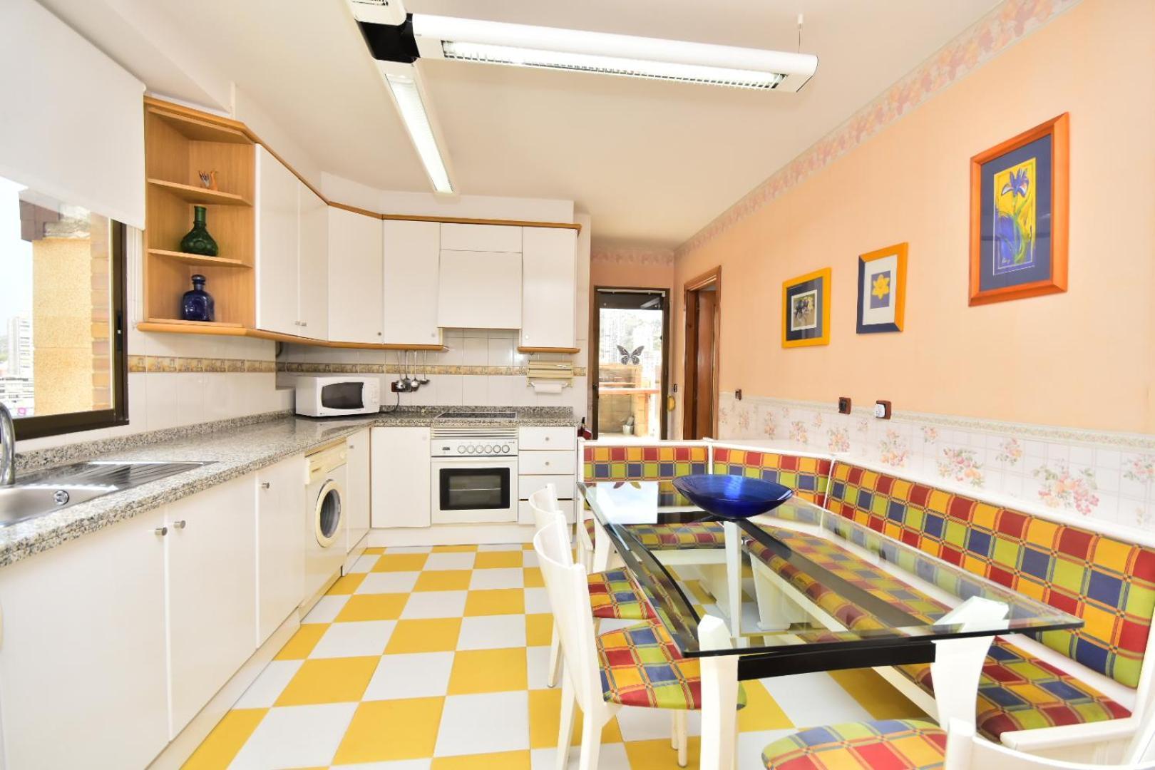 Atico Con Gran Terraza Apartment Бенидорм Екстериор снимка