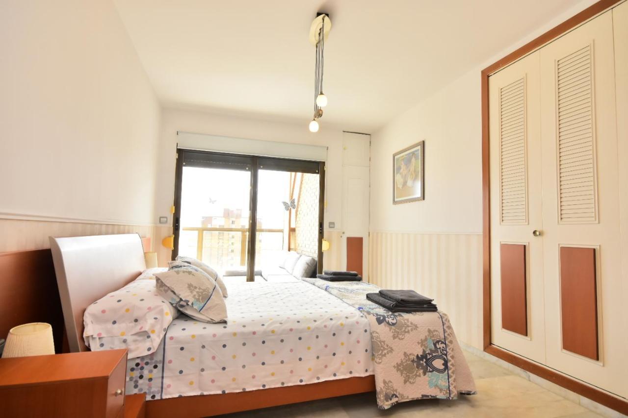 Atico Con Gran Terraza Apartment Бенидорм Екстериор снимка