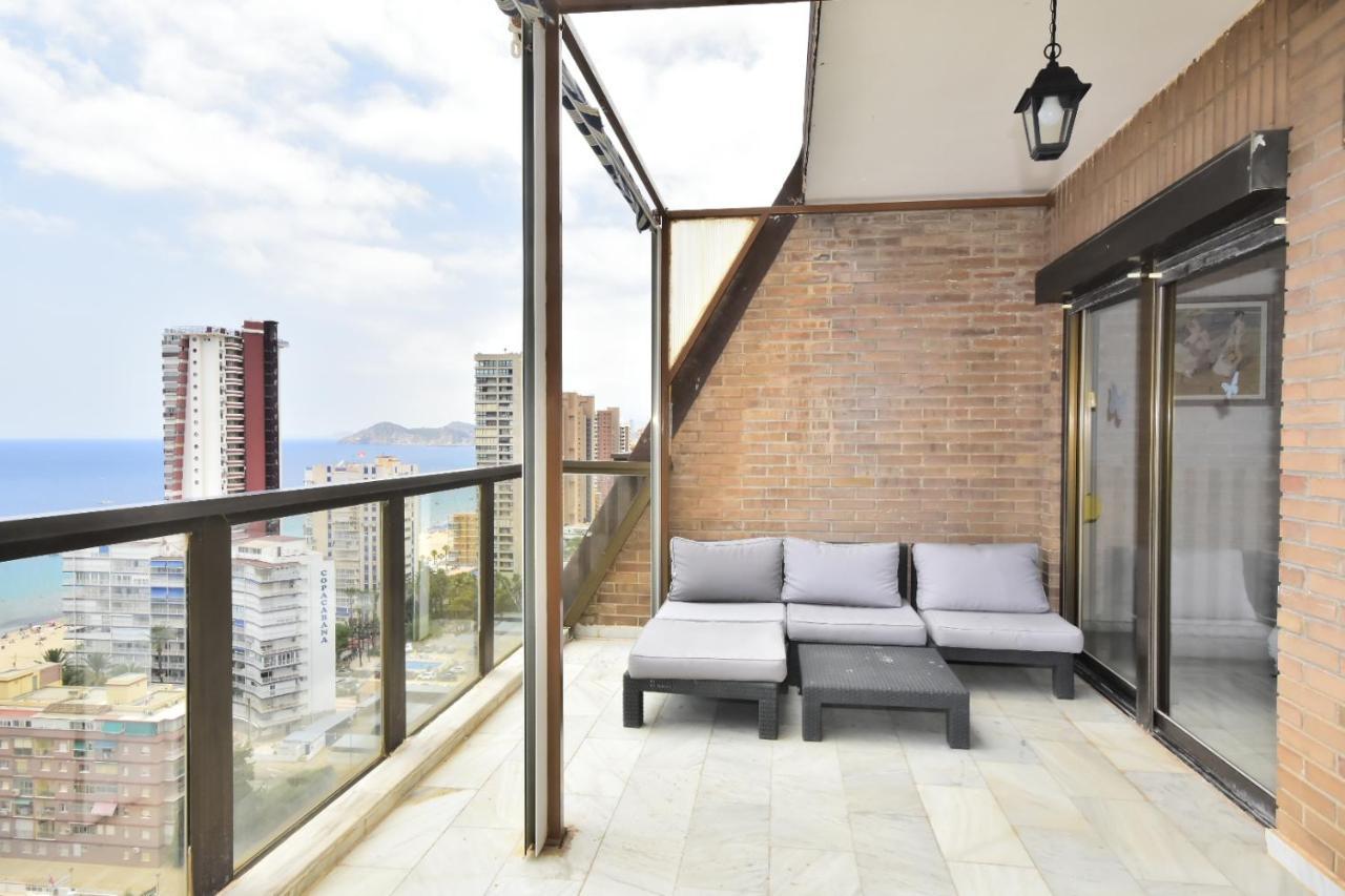 Atico Con Gran Terraza Apartment Бенидорм Екстериор снимка