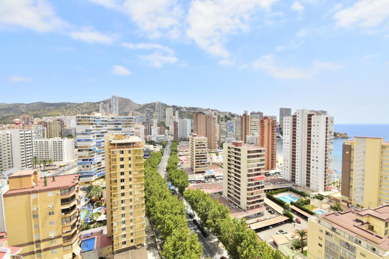 Atico Con Gran Terraza Apartment Бенидорм Екстериор снимка