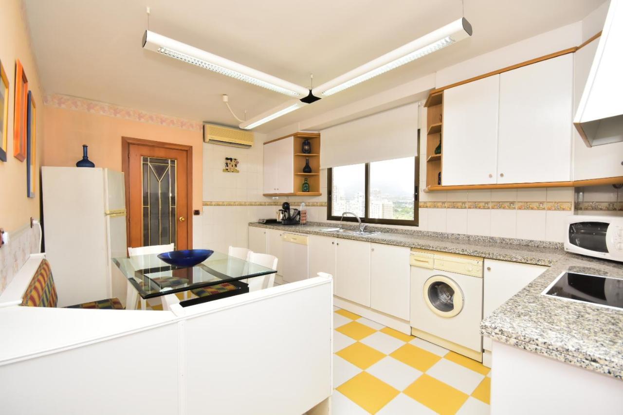 Atico Con Gran Terraza Apartment Бенидорм Екстериор снимка