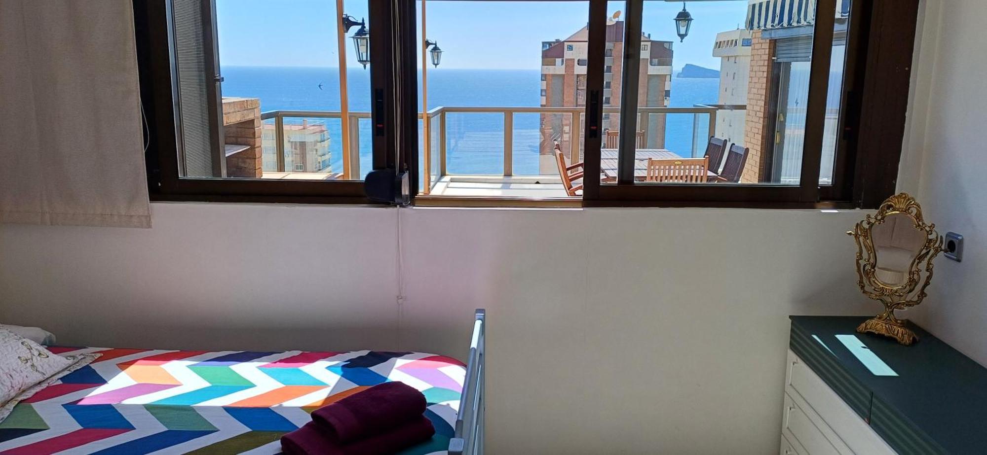 Atico Con Gran Terraza Apartment Бенидорм Екстериор снимка