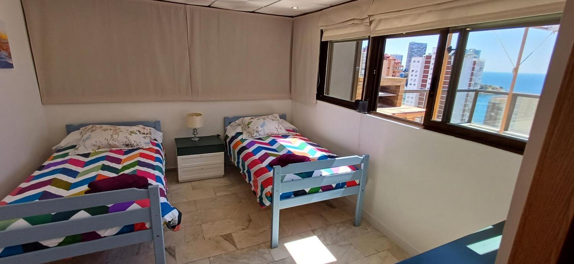 Atico Con Gran Terraza Apartment Бенидорм Екстериор снимка